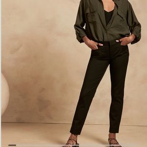 Sloan Comfort Stretch Slim Ankle/crop pant size 0